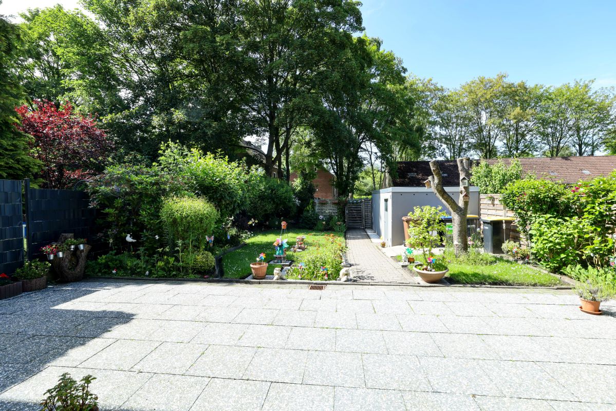 Garten... Garten...